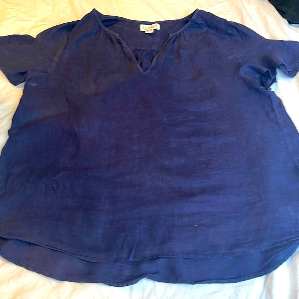 Velvet short sleeve navy top size L